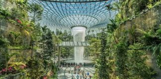 5 Reasons Why You Should Visit Singapore Jewel Changi Airport