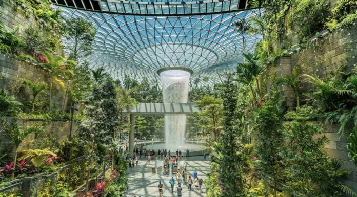 5 Reasons Why You Should Visit Singapore Jewel Changi Airport