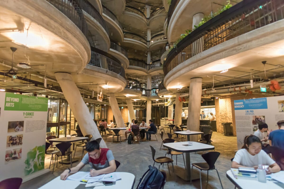 check-out-this-incredible-giant-library-that-just-opened-in-seoul